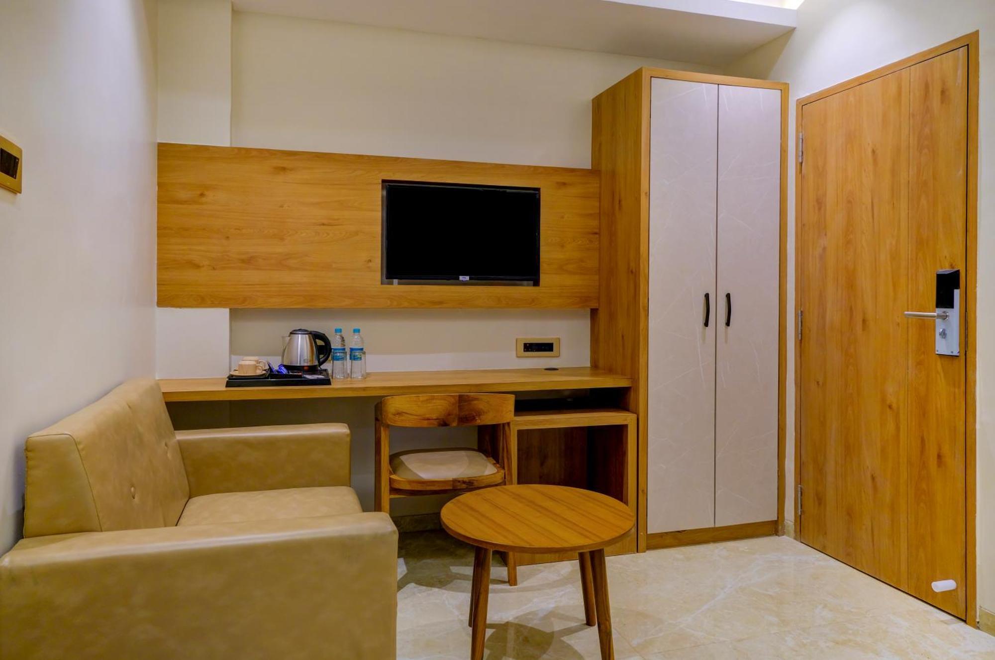 Metropolis Business Hotel Panaji Exterior photo